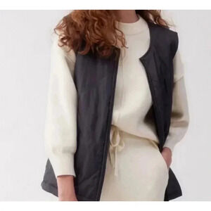 Socialite Black Quilted Oversized Vest Small/Medium NWT